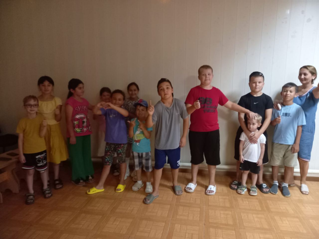 18.07.2025г. В доме культуры села Кара-Тюбе прошла веселая танцевальная программа для всех "Праздник безобразник"