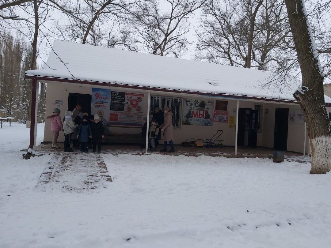 21.02.2025г. В ДК с.Кара-Тюбе прошла учебная тренировка по действиям персонала учреждения при угрозе или совершении террористического акта. 